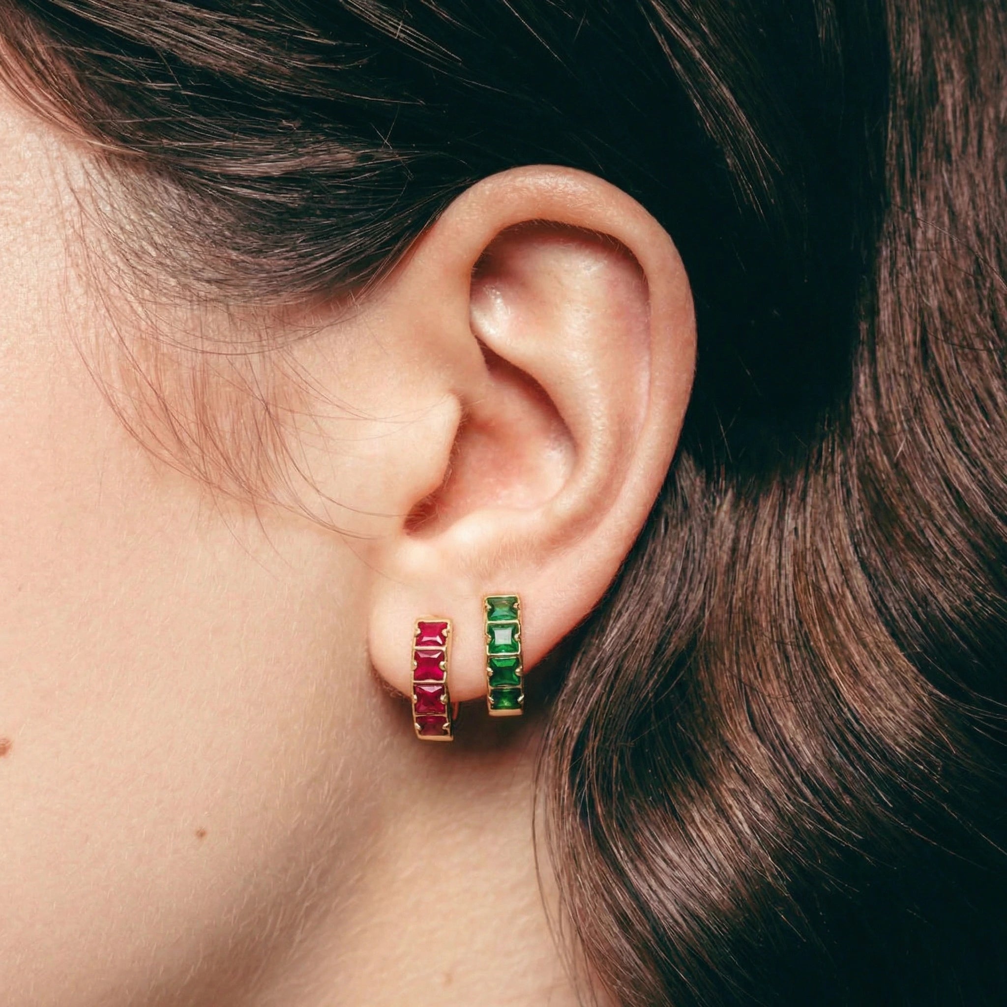 Orecchini dorato con pietre Arcobaleno